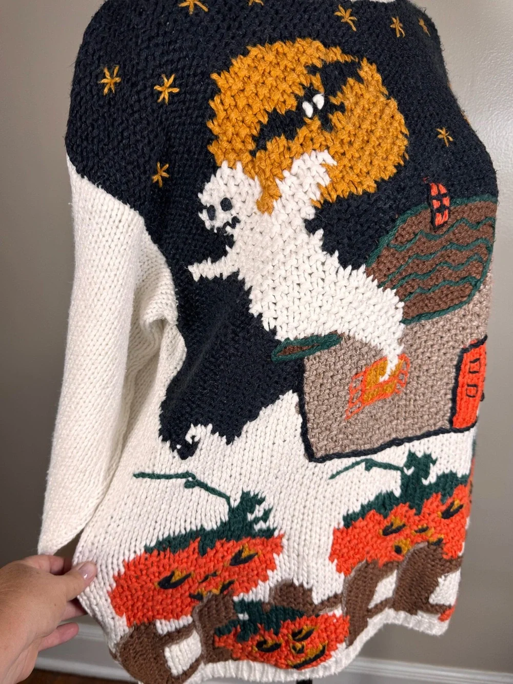 Vintage Casual Corner Hand Knit Pumpkin Halloween Ghosts Teacher Sweater Sz S - Picture 4 of 11